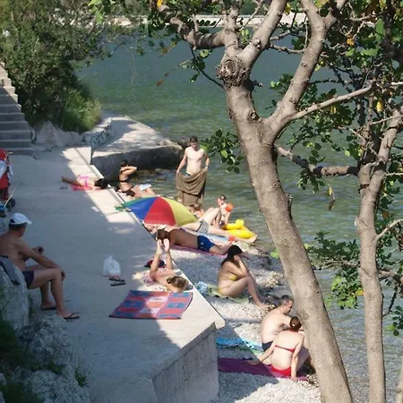 Isidora * Zaton (Dubrovnik-Neretva)
