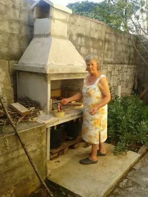 Διαμέρισμα Isidora *